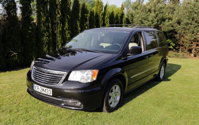 chrysler Chrysler Town &amp; Country cena 52500 przebieg: 167300, rok produkcji 2013 z Kraków